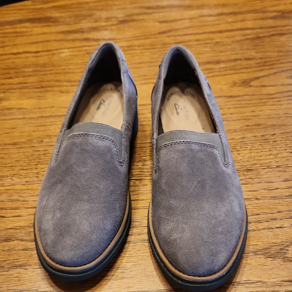 Clarks Collection Dhaton Dolly Slip On Wedge Grey Suede Size 6.5